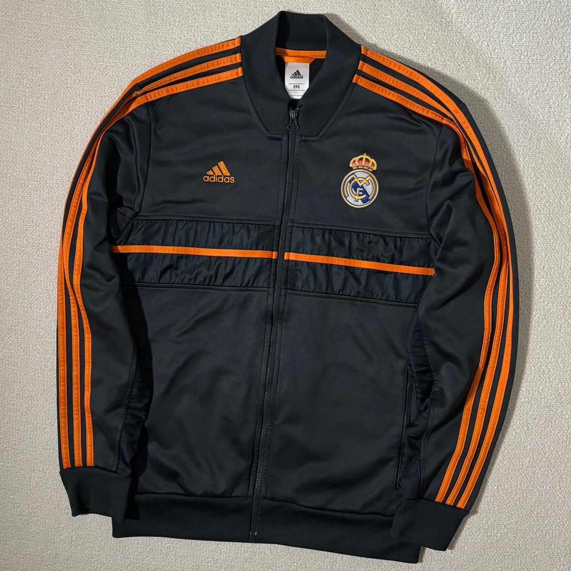 아디다스 레알마드리드 트랙탑 져지 상품이미지1