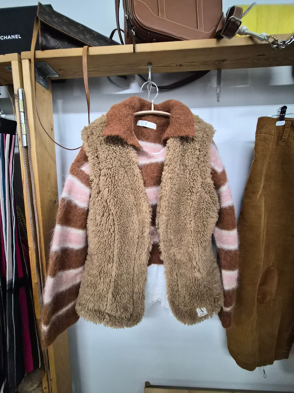 에이글 양털 뽀글이퍼 베스트.베이비알파카 보송니트. 상품이미지2