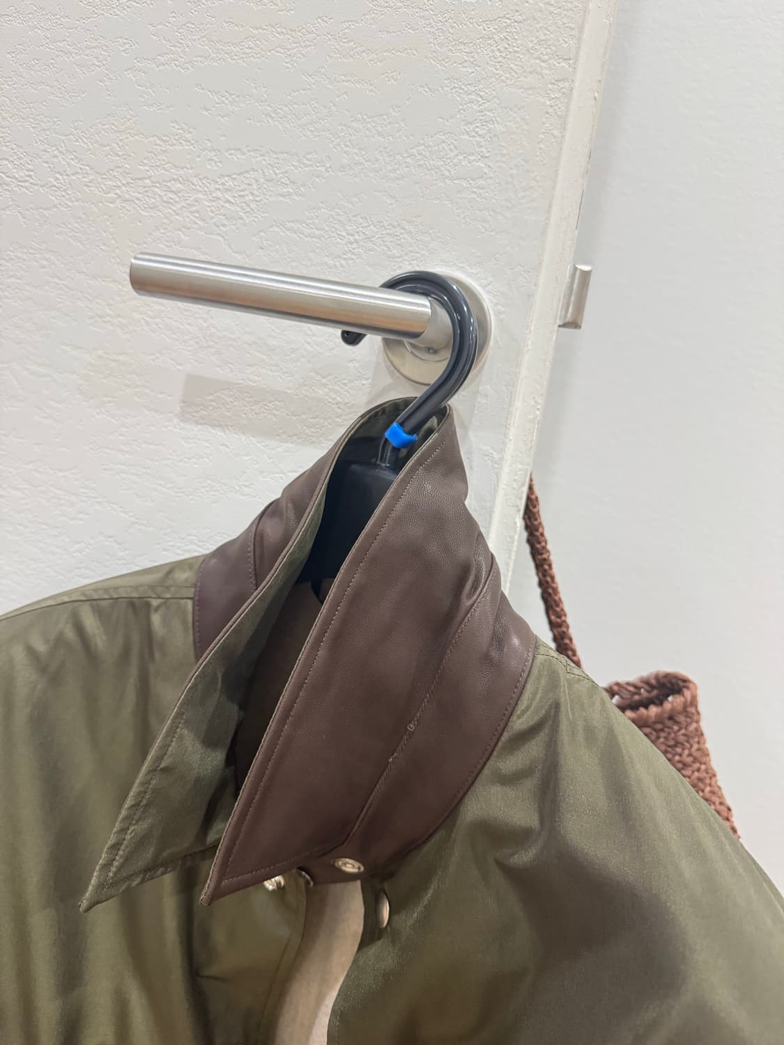 캡틴선샤인 실크 코치 자켓 상품이미지3