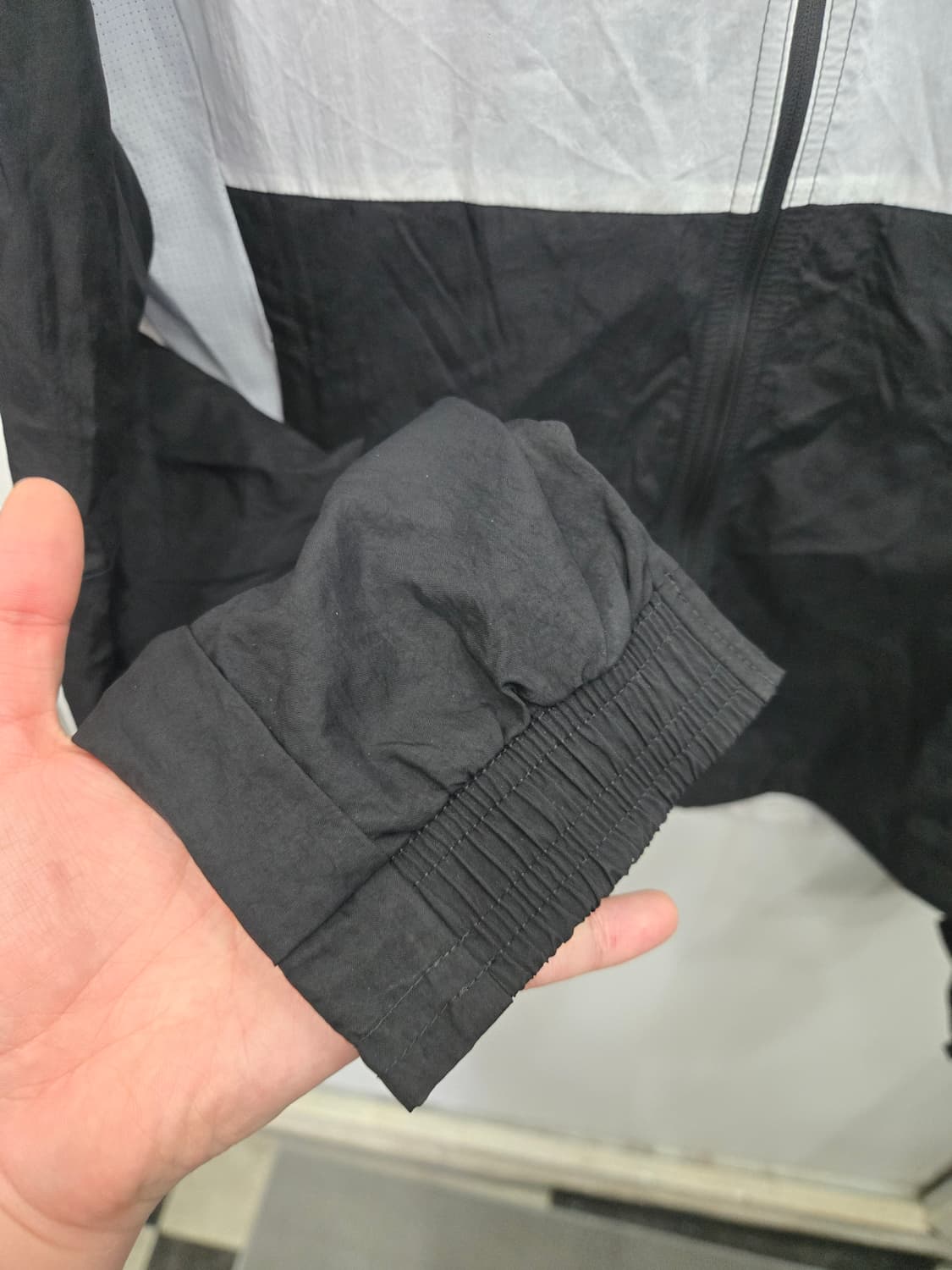 L,100)) adidas 아디다스 바람막이 ! 깔끔하고 예쁜 디자인~ 상품이미지4