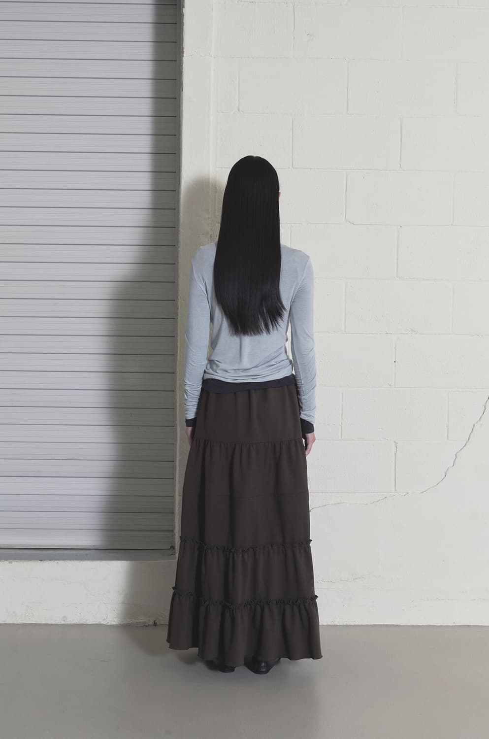 [새상품] 오데스 FRILL MAXI SKIRTS -KHAKI 상품이미지2