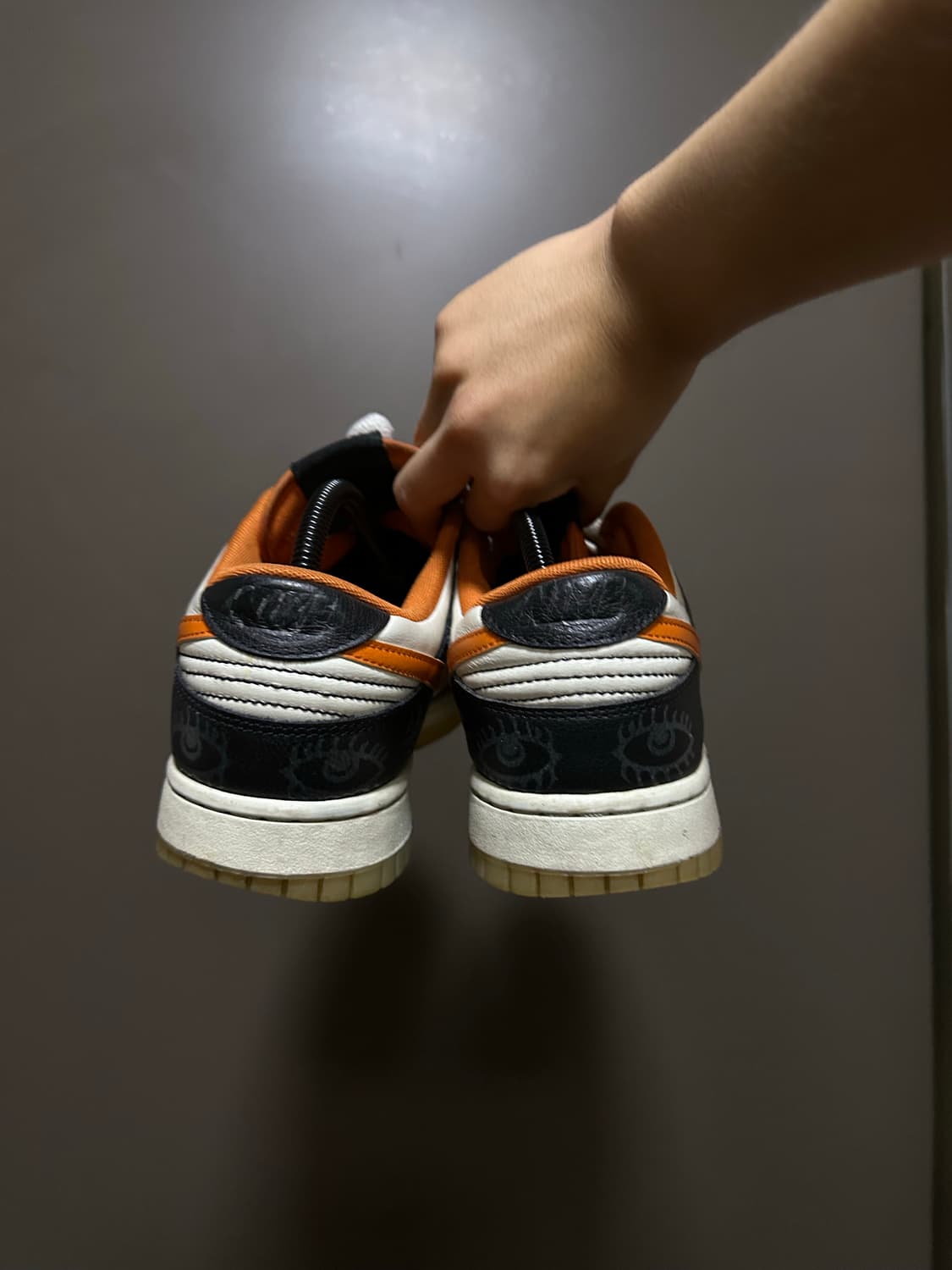 나이키 덩크 로우 레트로 프리미엄 할로윈 상품이미지3