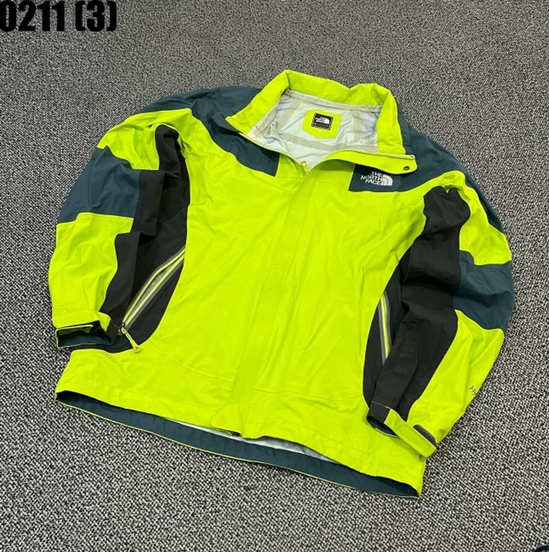 노스페이스 바람막이 자켓 상품이미지1