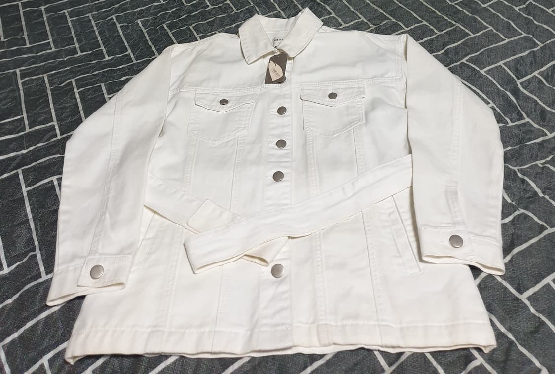 포에버21 벨티드 트러커 데님자켓 아이보리 (XS) 상품이미지1