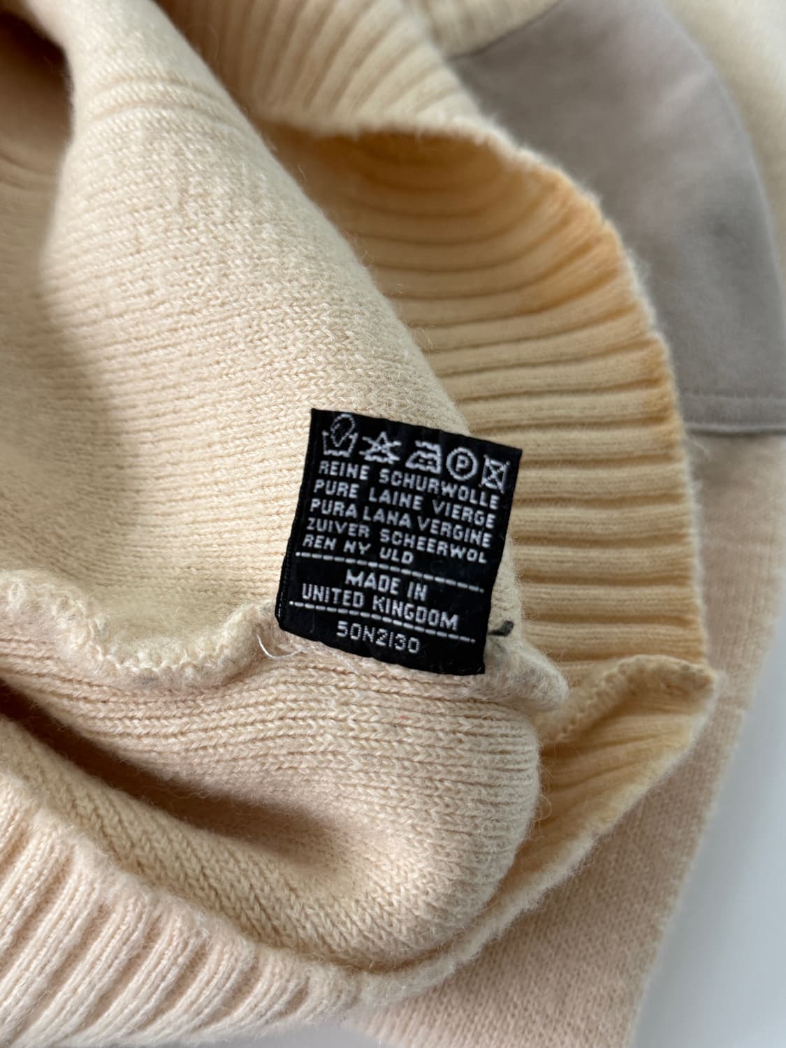 버버리 90's 루즈핏 아이보리 스웨이드 패치 코만도 울 니트 상품이미지6