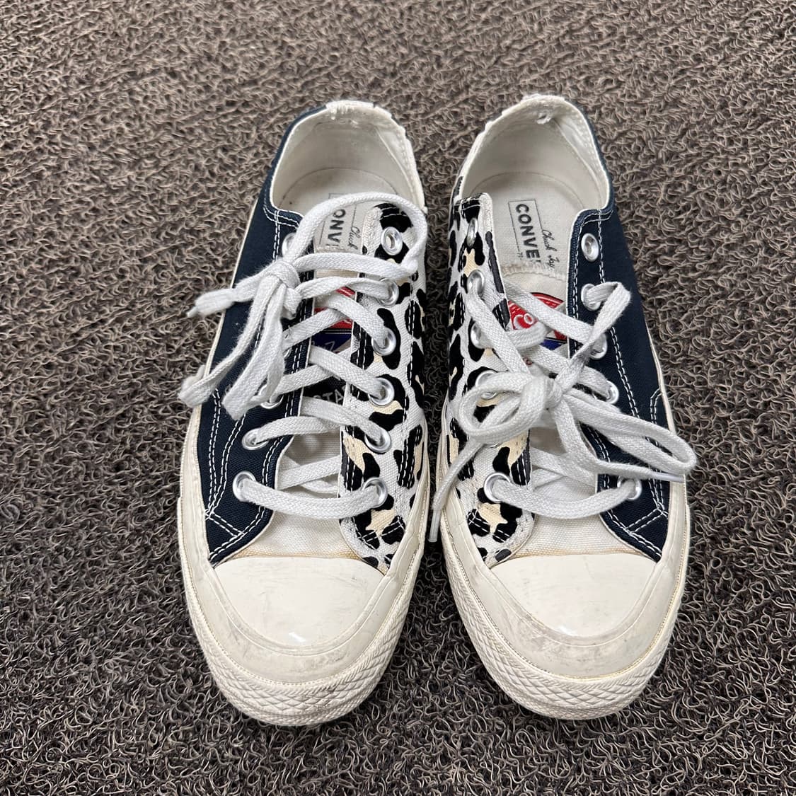 컨버스 척 테일러 1970s OX로우 레오파드 스니커즈 245 상품이미지1
