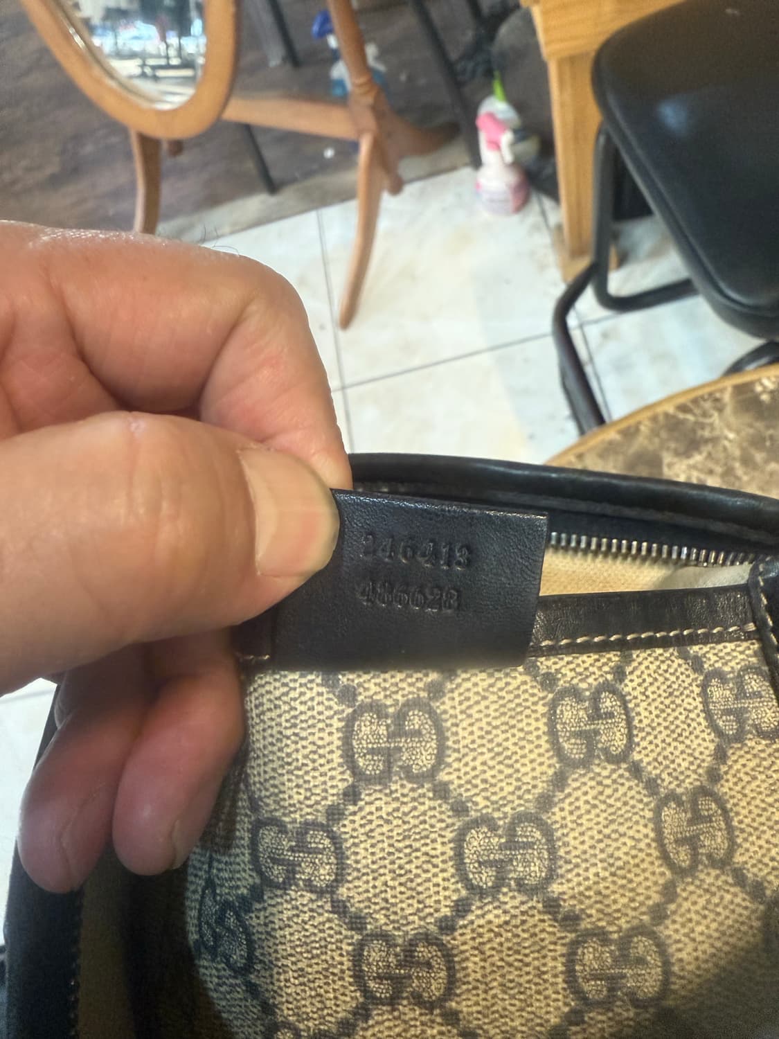 정품 구찌 삼선 미니 크로스백 팝니다 상품이미지8