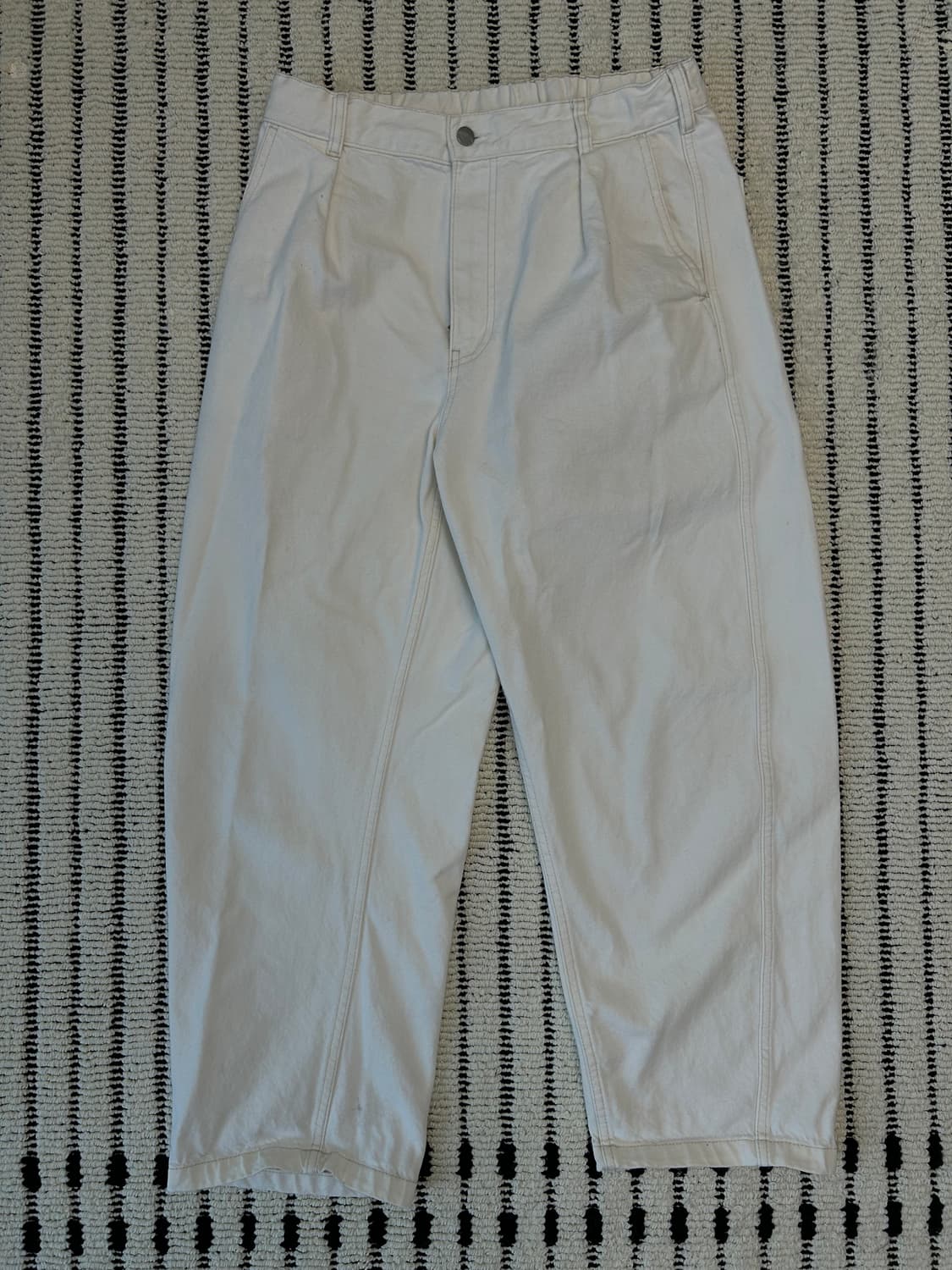 GU 와이드 원턱 화이트 데님팬츠 상품이미지1