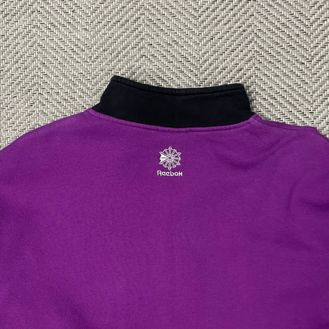 리복 반집업 배색 맨투맨 v0068 상품이미지6