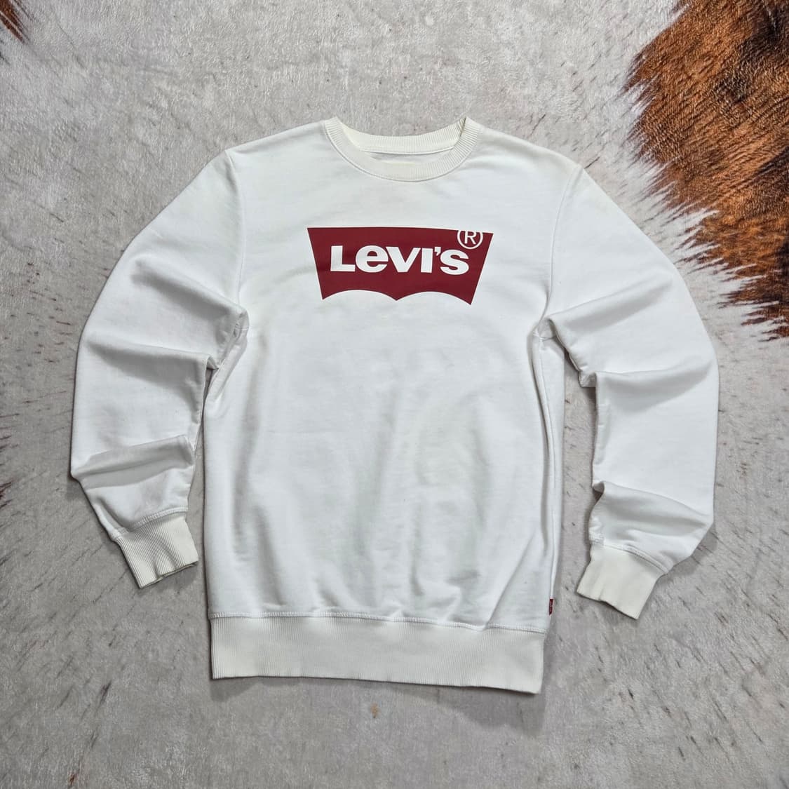 리바이스 화이트 빅로고 맨투맨 상품이미지1