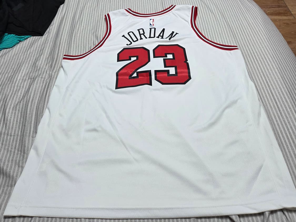 나이키 시카고불스 마이클조던 스윙맨져지 23번 소장용 3XL 화이트한정판 상품이미지5