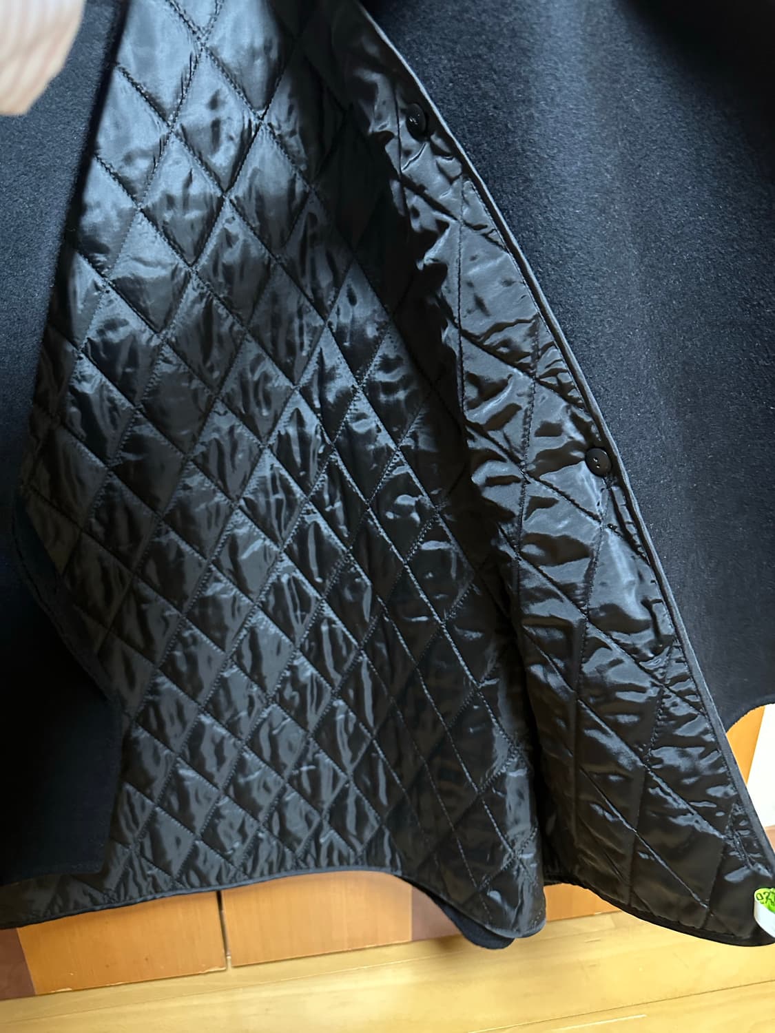 유노이아 숏코트 블랙 상품이미지5