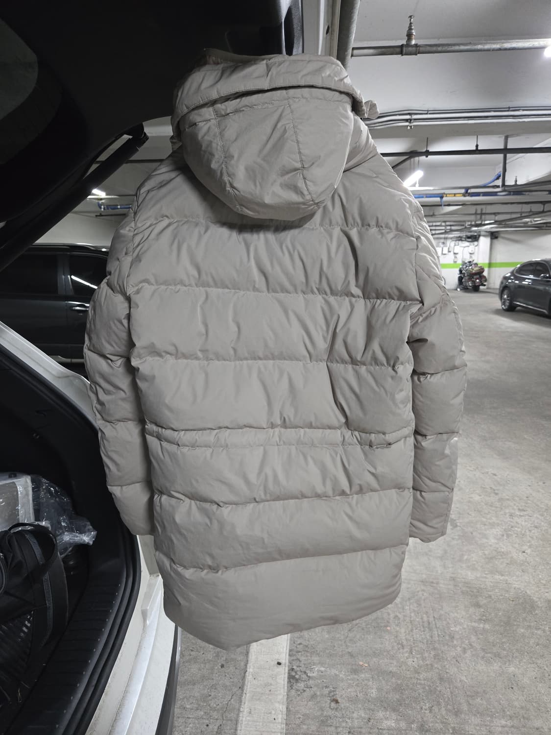 헨리코튼 오리털 패딩 사이즈 100 팝니다 상품이미지2