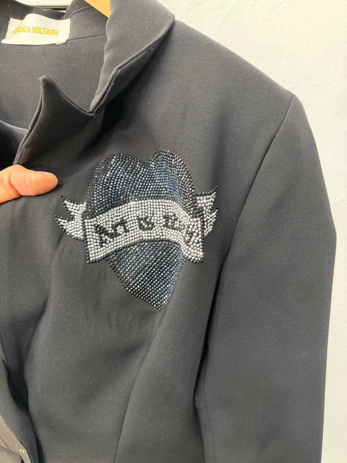 정품) 쟈딕앤볼테르 여성 블랙 스팽글 장식 자켓 36 상품이미지5