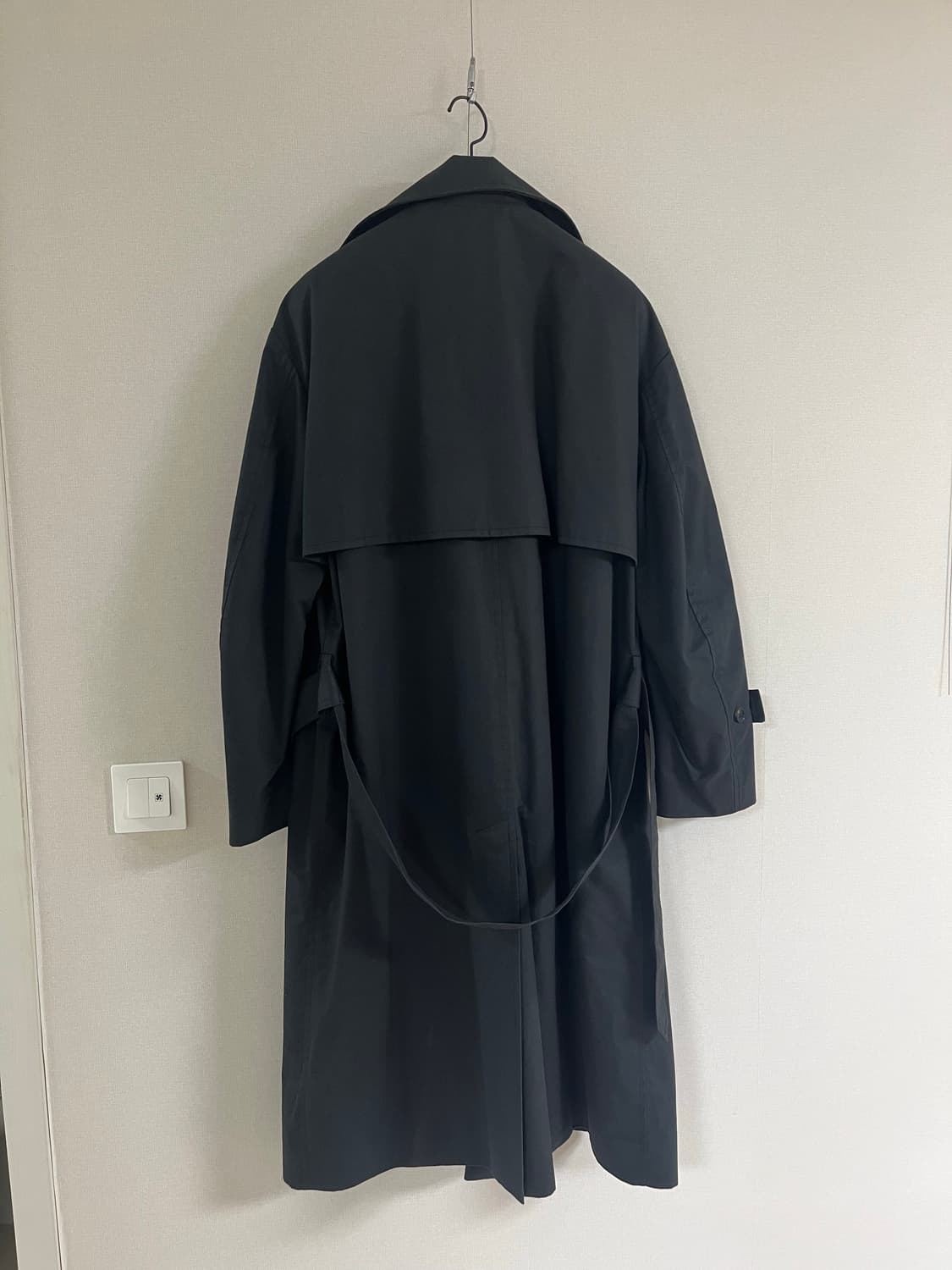 토니웩 울 트렌치코트 블랙 상품이미지3