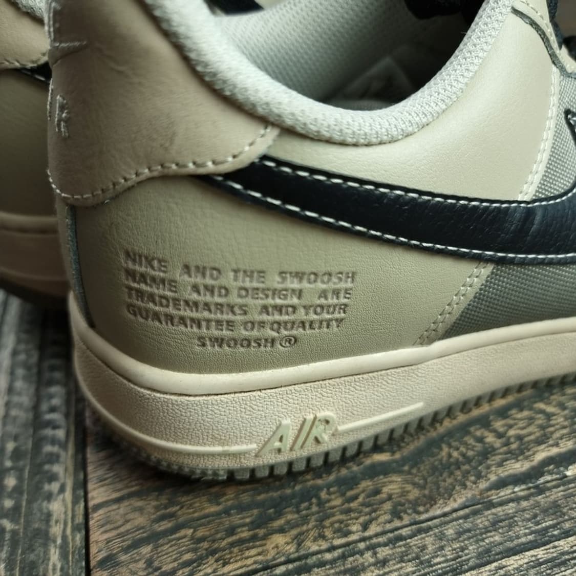 [나이키] 고어텍스 에어포스 1 로우 M20153  상품이미지8