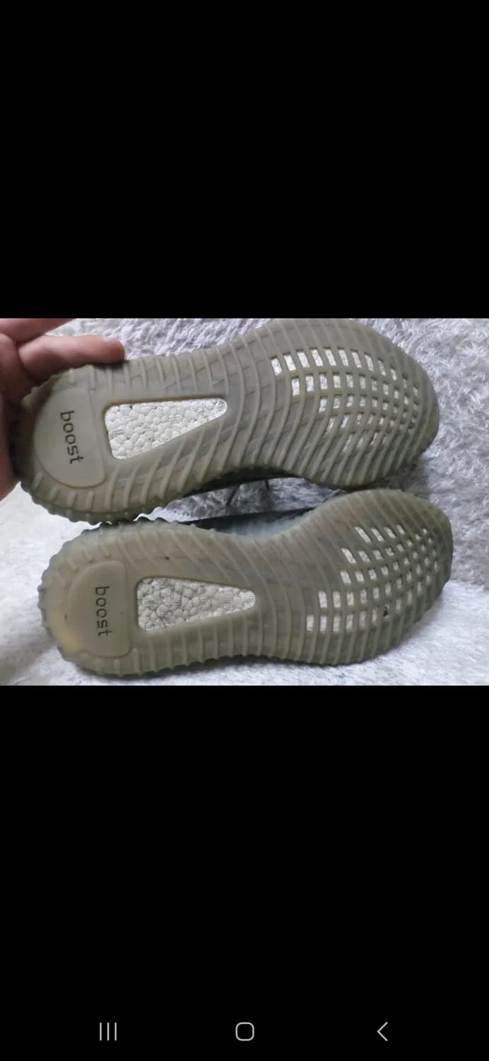 아디다스 이지부스트 350 벨루가 상품이미지4