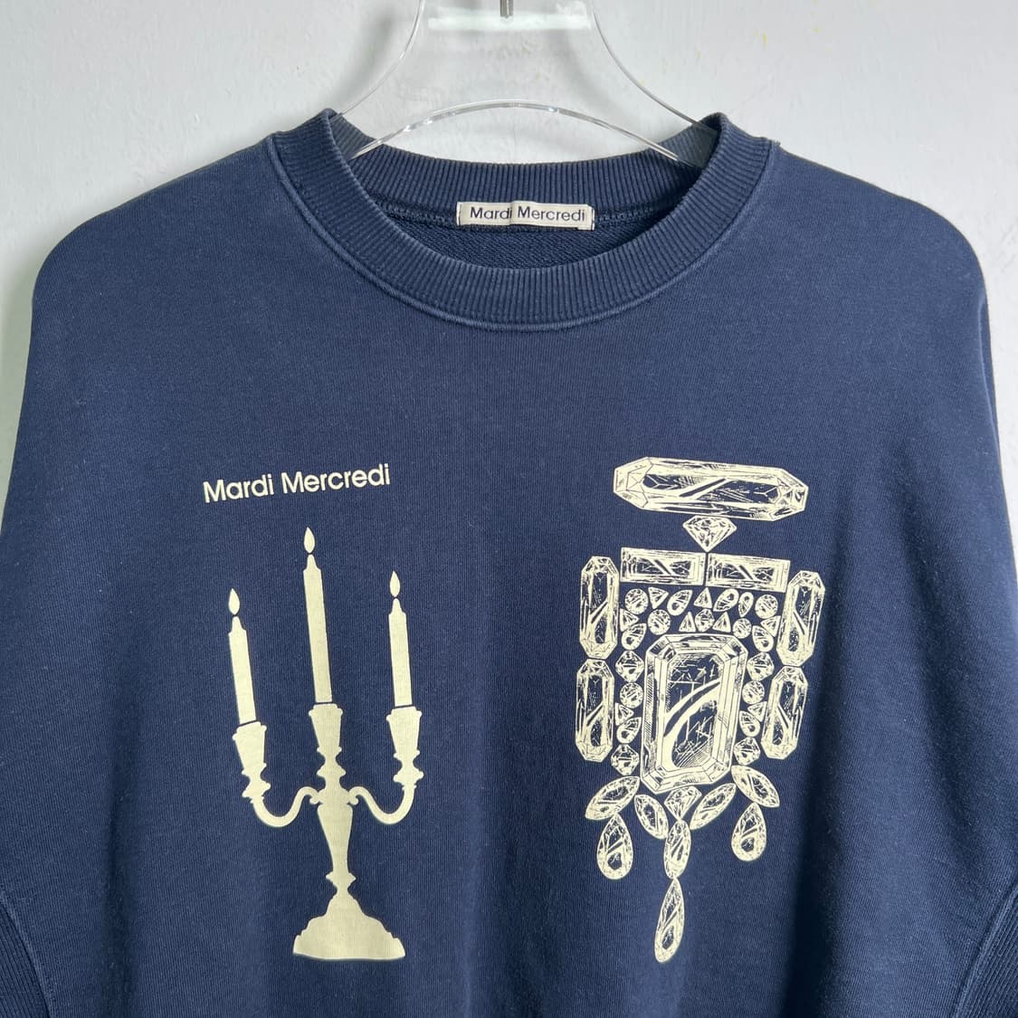 마르디 메크르디 네이비 맨투맨 상품이미지4