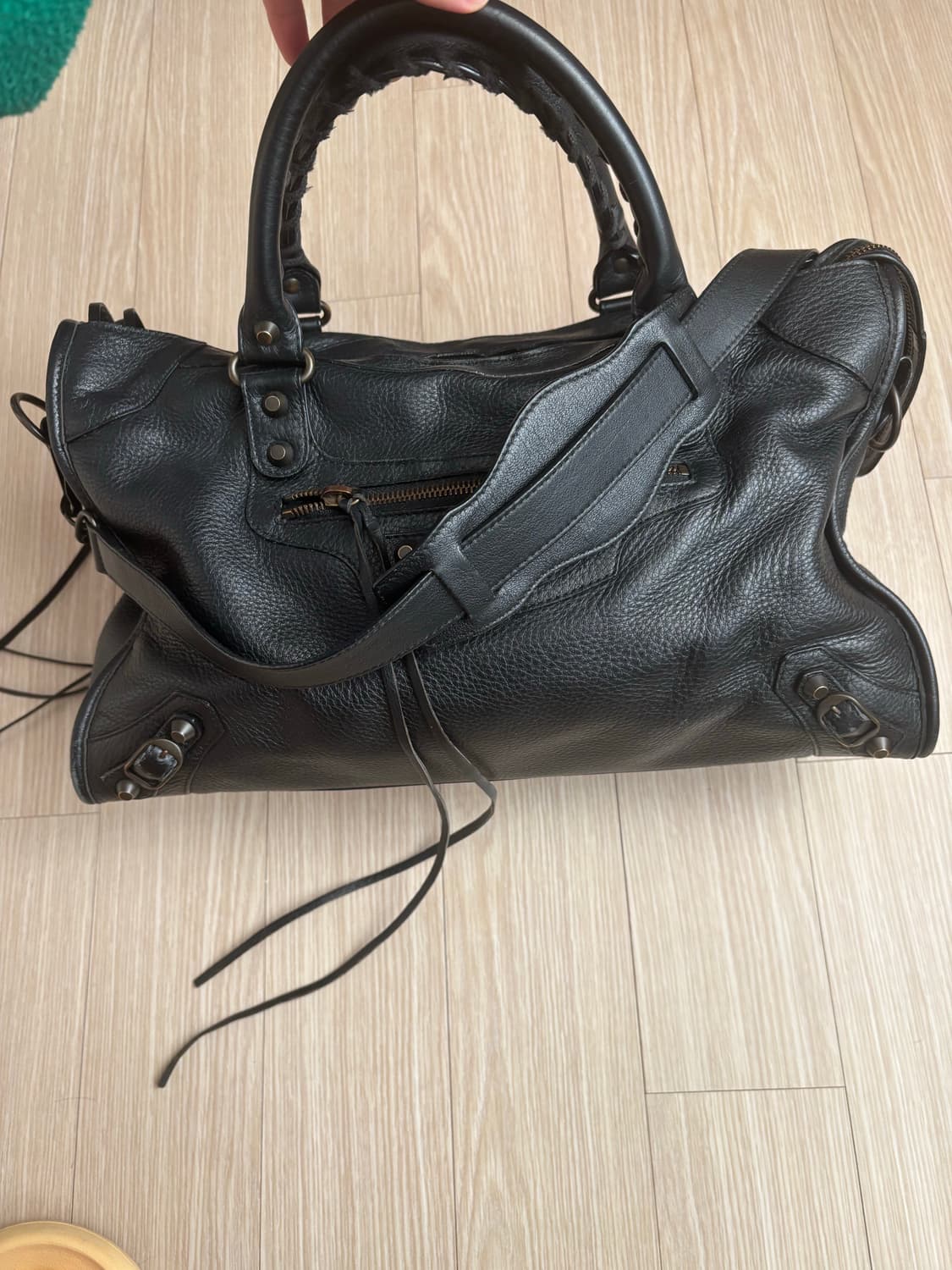 발렌시아가 모터백 상품이미지2