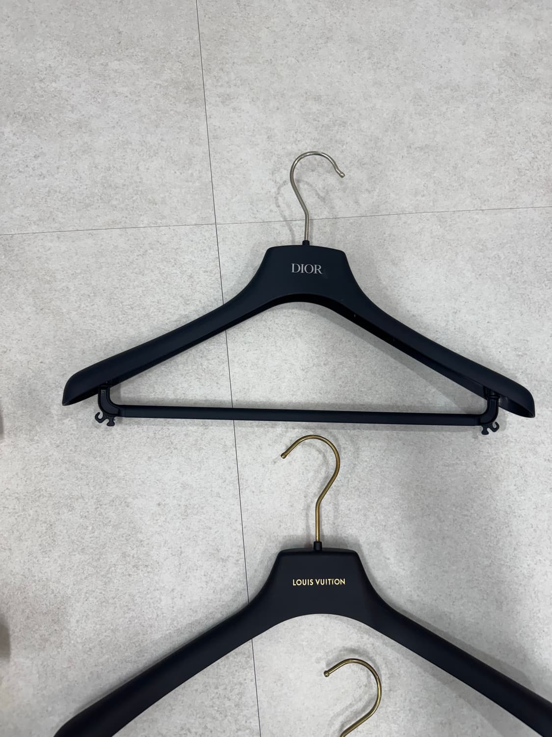 명품옷걸이 셀린느 루이비통 미우미우 프라다 상품이미지10