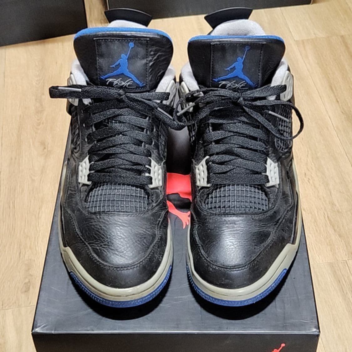 나이키 조던4 275 로얄블루 얼터네이트 상품이미지3