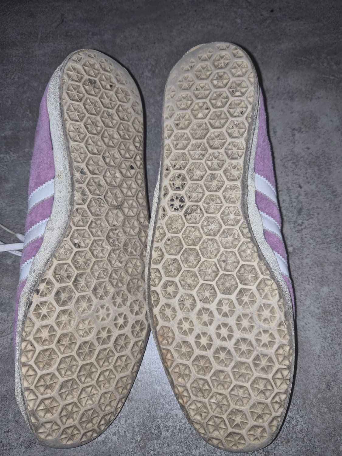 아디다스 가젤 핑크 스니커즈 상품이미지2