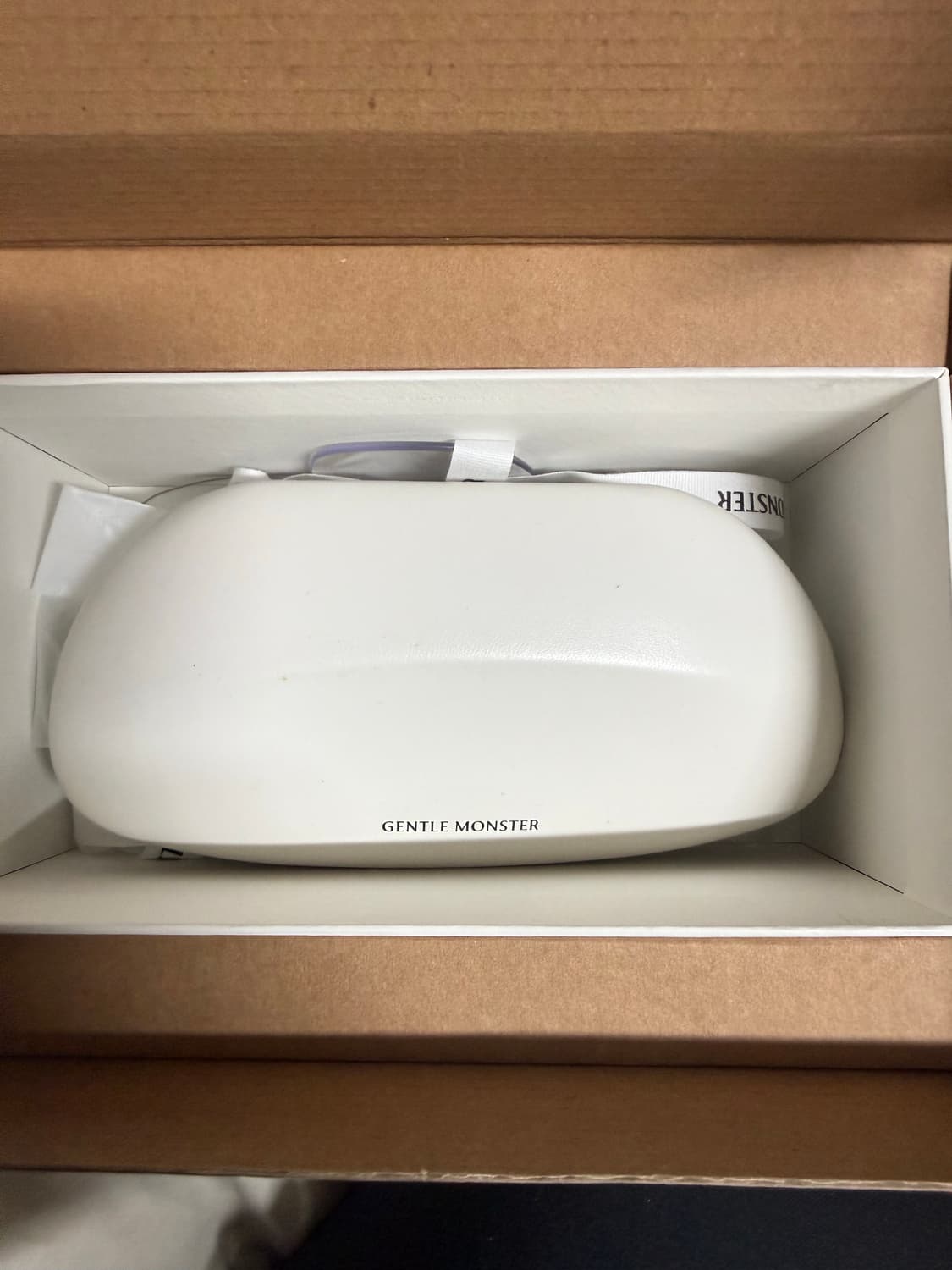 젠틀몬스터 카밀 안경테 핍니다. 상품이미지5