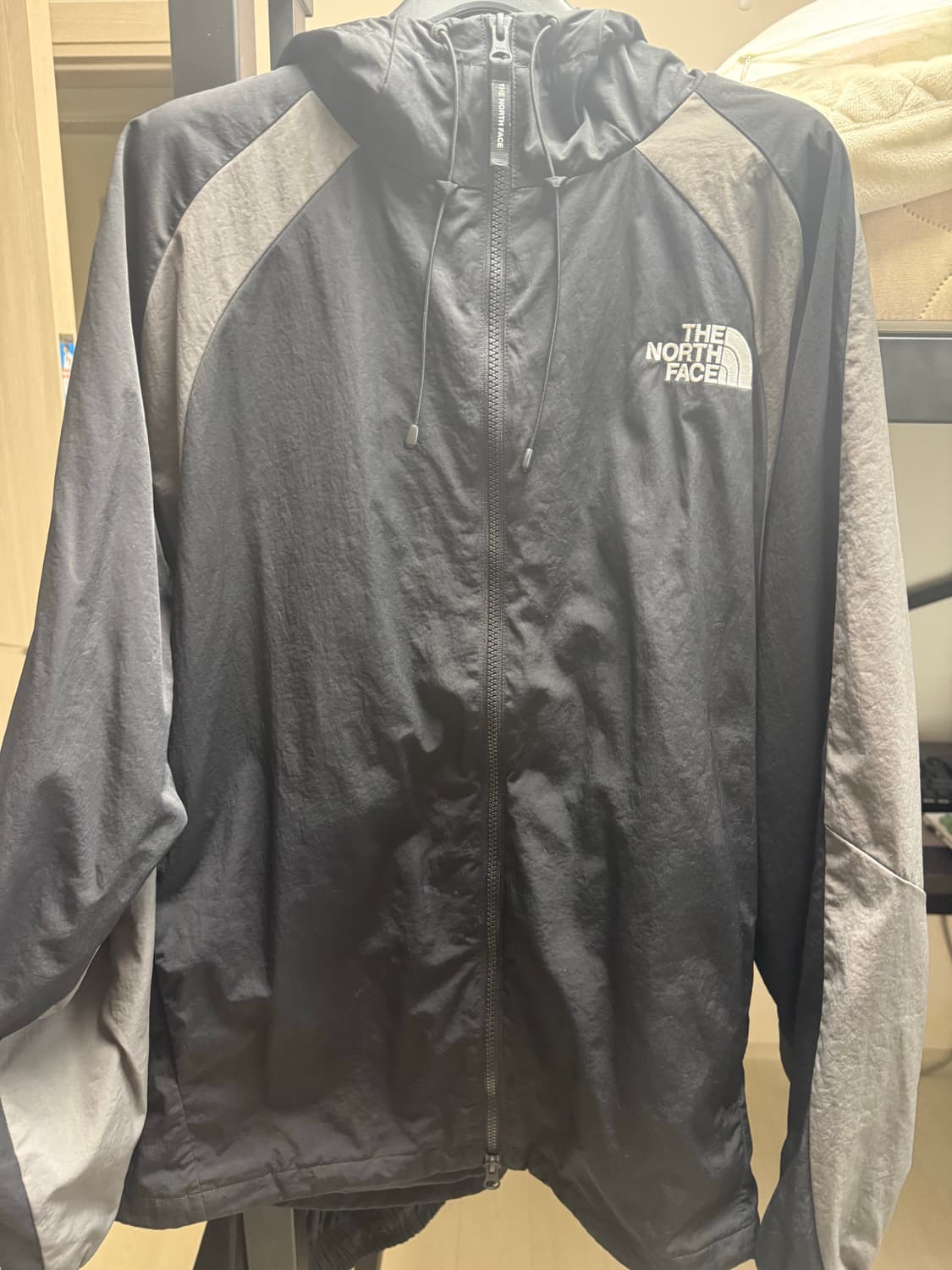 노스페이스 화이트라벨 바람막이 상품이미지2