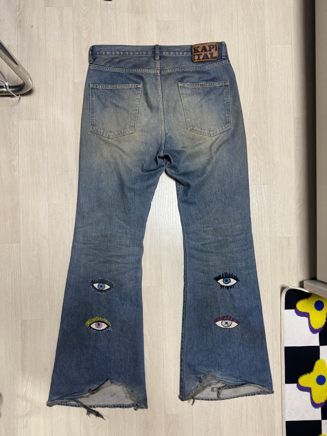 캐피탈 아이즈 블루 플레어 디스트레스 데님 진 상품이미지3