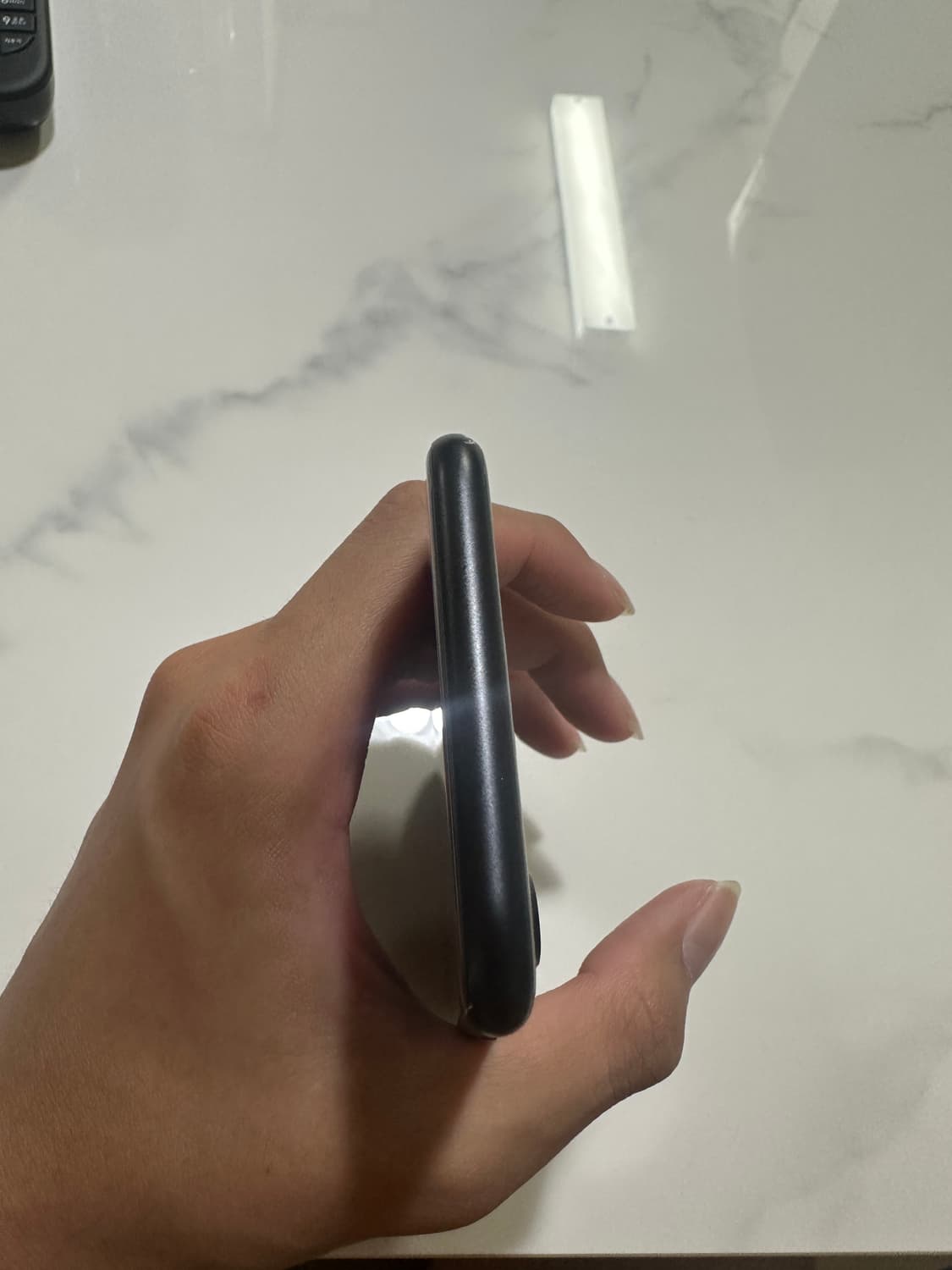 아이폰 se2 블랙 64기가 상품이미지6