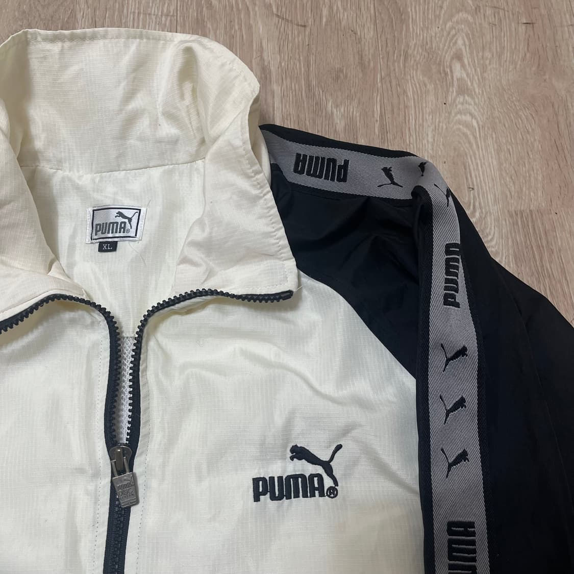 푸마 PUMA 올드스쿨 사이드라인 바람막이 자켓 XL(105) 상품이미지3
