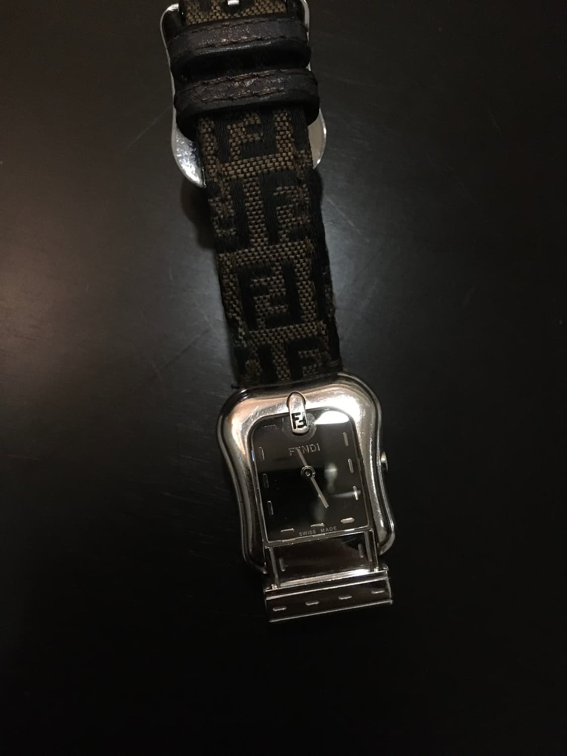 펜디 시계 상품이미지1