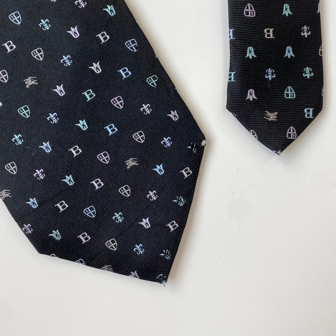 버버리 블랙 모노그램 명품 정품 넥타이 (Burberry) 상품이미지9