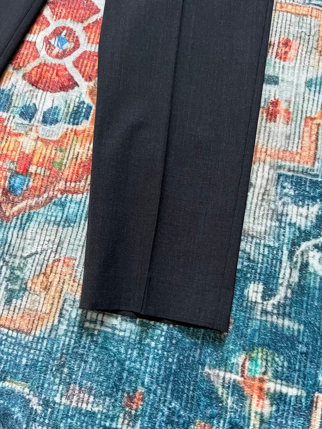 타임 옴므 슬렉스 뒷밴딩 챠콜 새상품급 상품이미지2