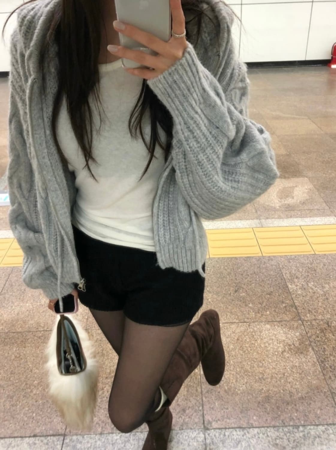 (새상품)베르니마켓 레이지 니트 후디 상품이미지10