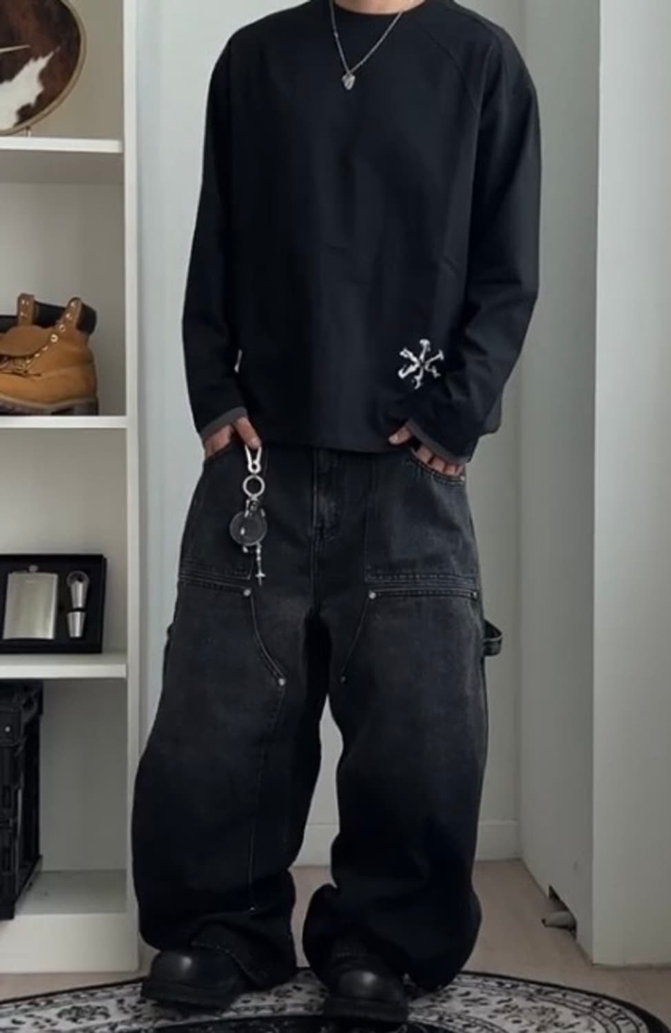 밀로 아카이브 인시전 아이덴티티 롱슬리브 [블랙] L (후디진호님 착용) 상품이미지3