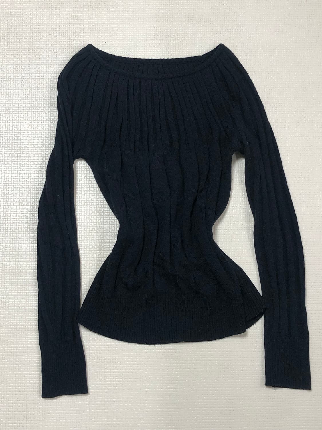 빈티지 블랙 미니멀 니트 상품이미지6