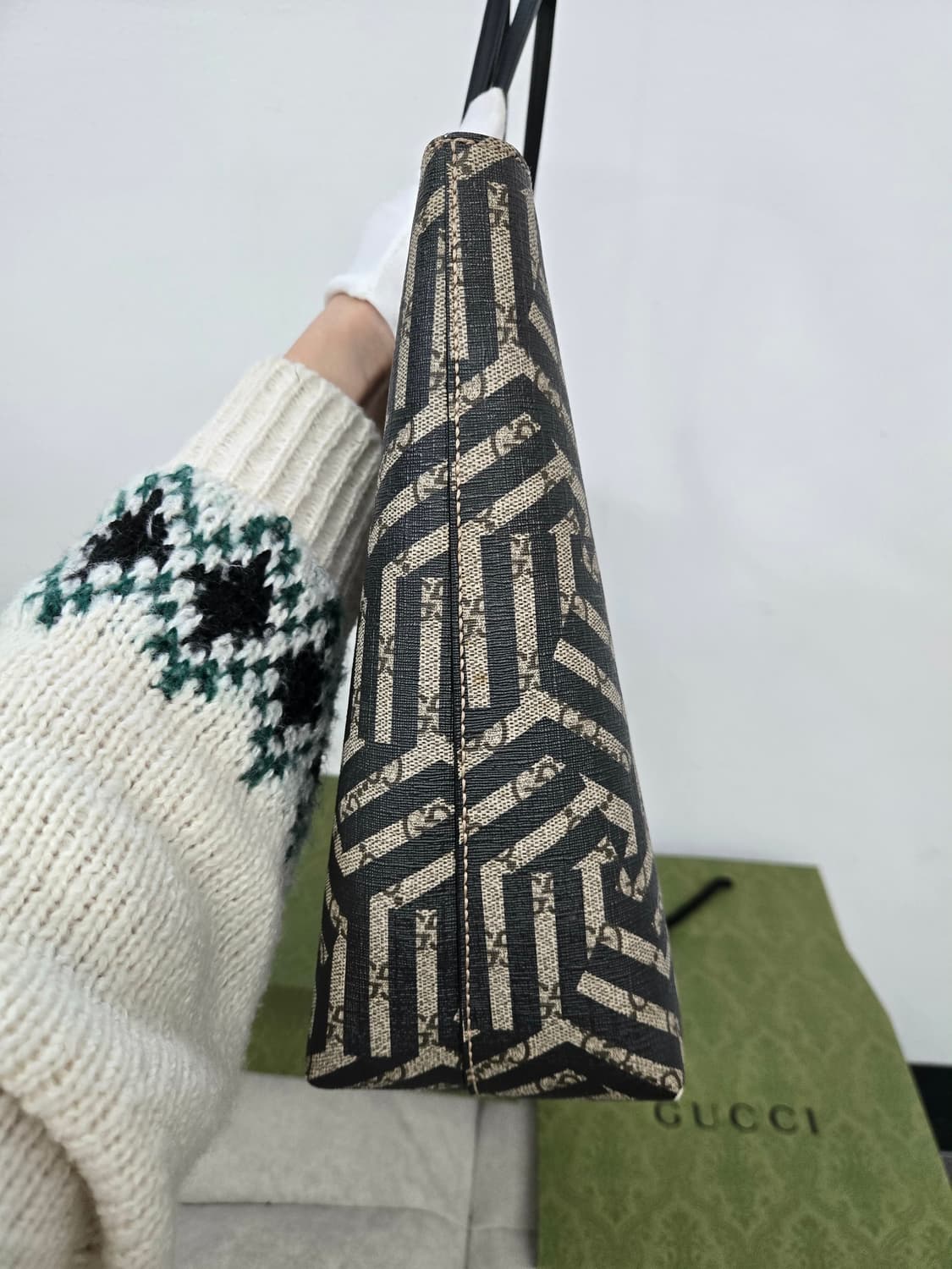 [정품 보증서] 구찌 꿀벌 칼레이도 쇼퍼백 상품이미지4