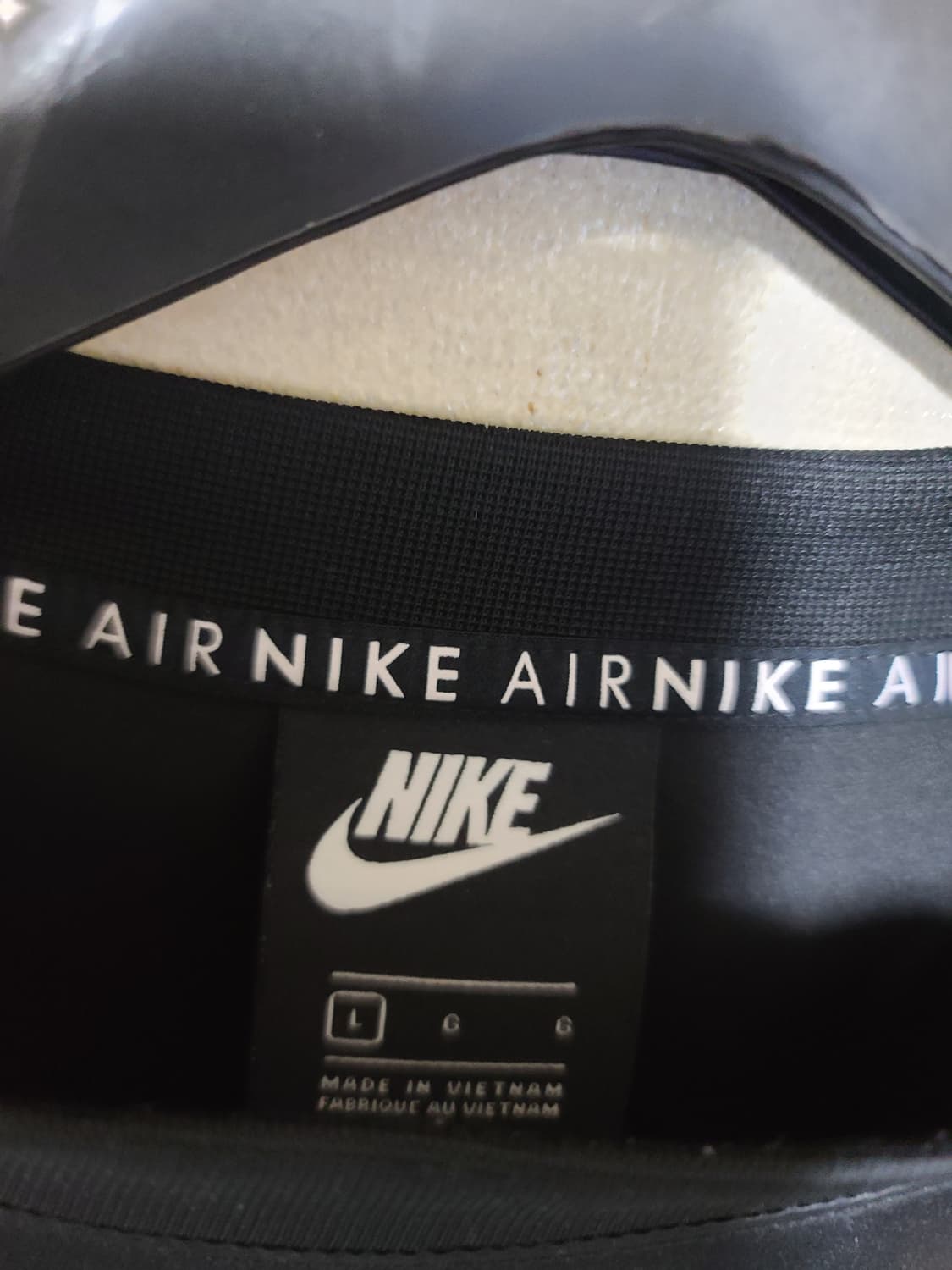 나이키 에어 사틴 크루탑(하자있음) 상품이미지4