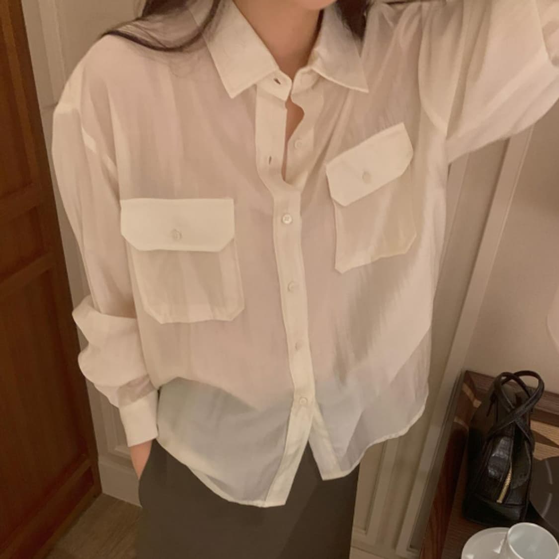 더롯 실키 포켓 셔츠 블라우스 (아이보리) 30000 상품이미지3