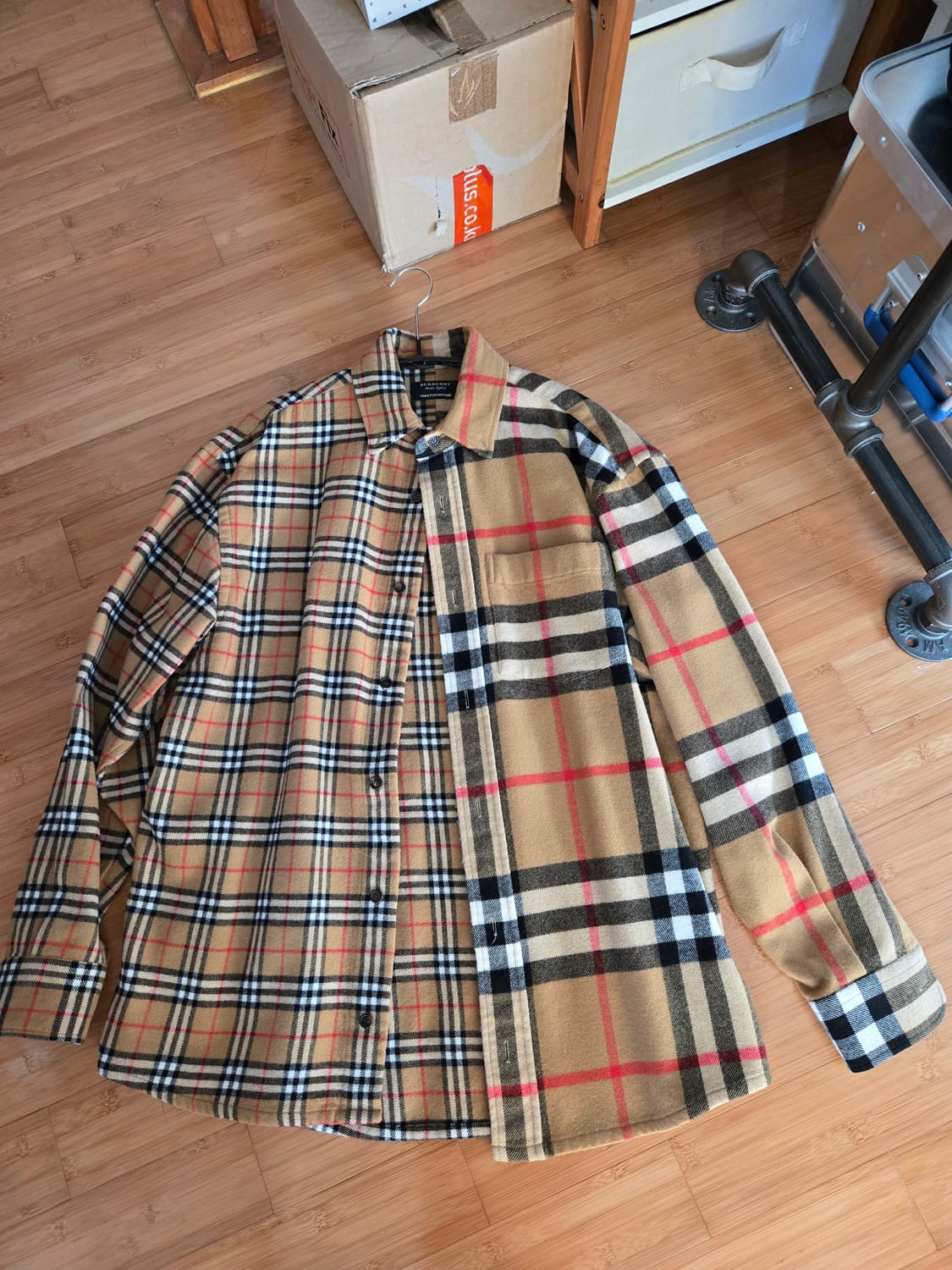 [XXS] 고샤루브친스키x버버리 셔츠 상품이미지1