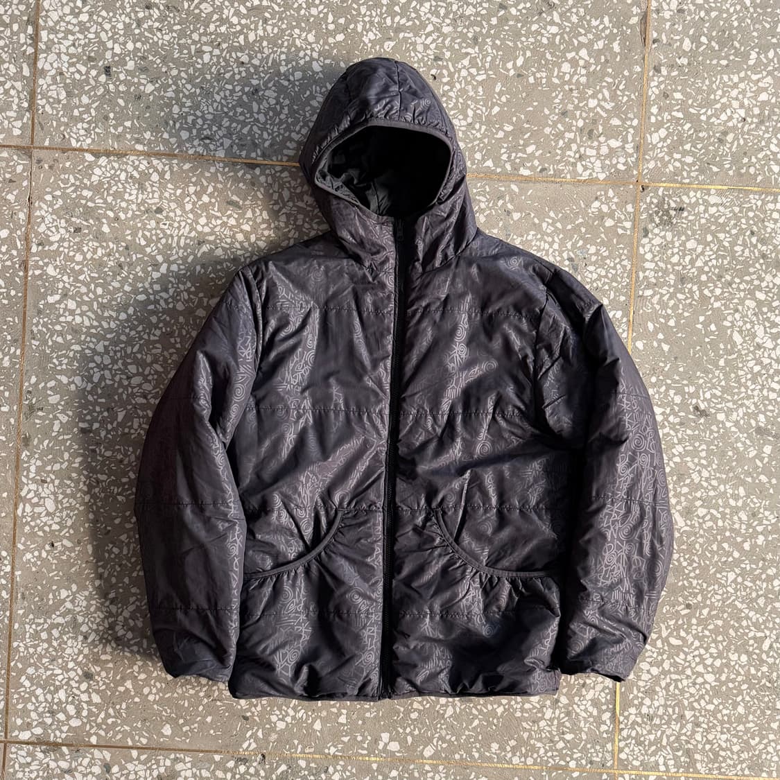 00s 올드 스투시 리버서블 패딩 상품이미지1