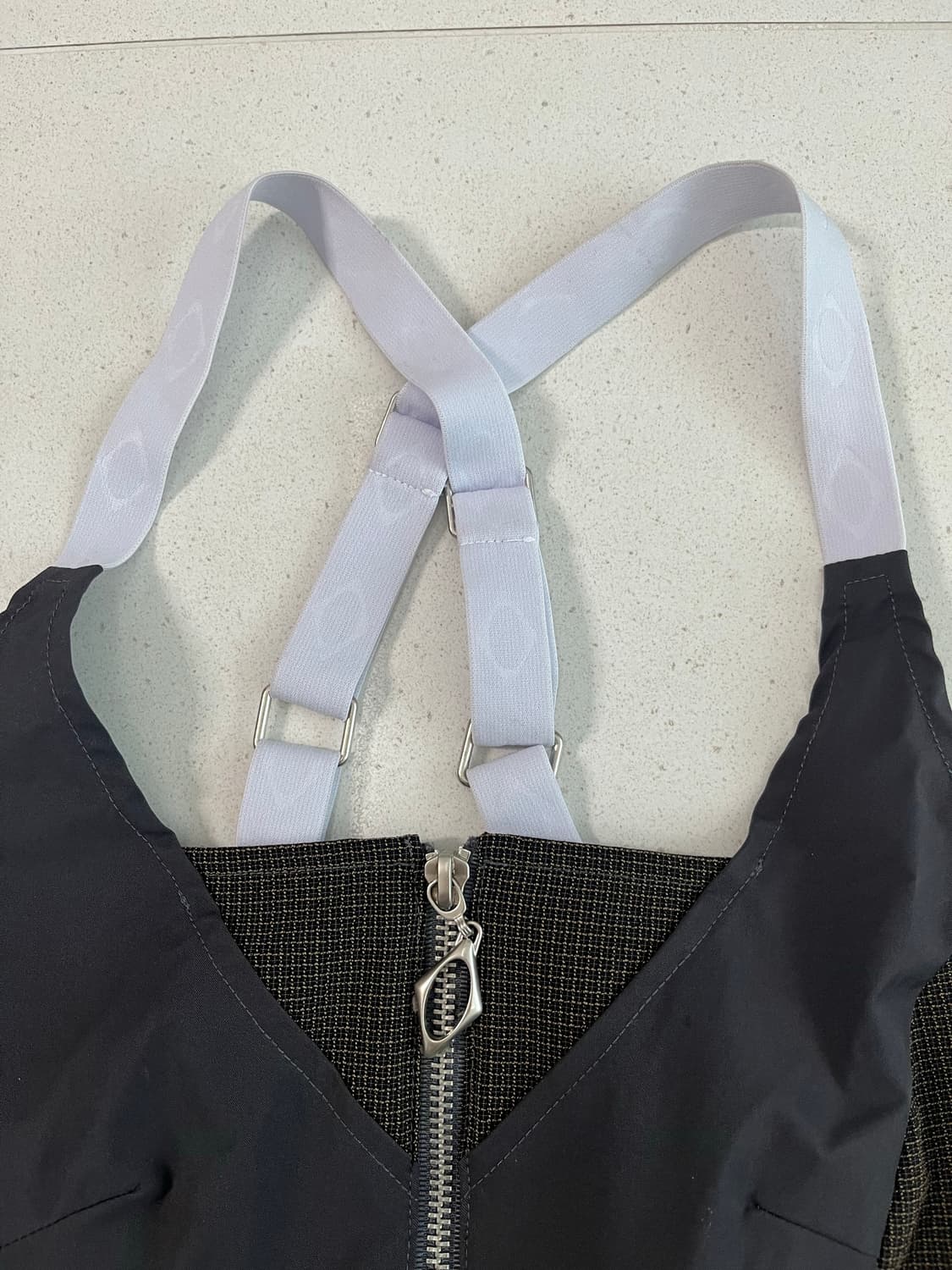 MSCHF 미스치프 STRAP ZIP UP SLEEVELESS 상품이미지7