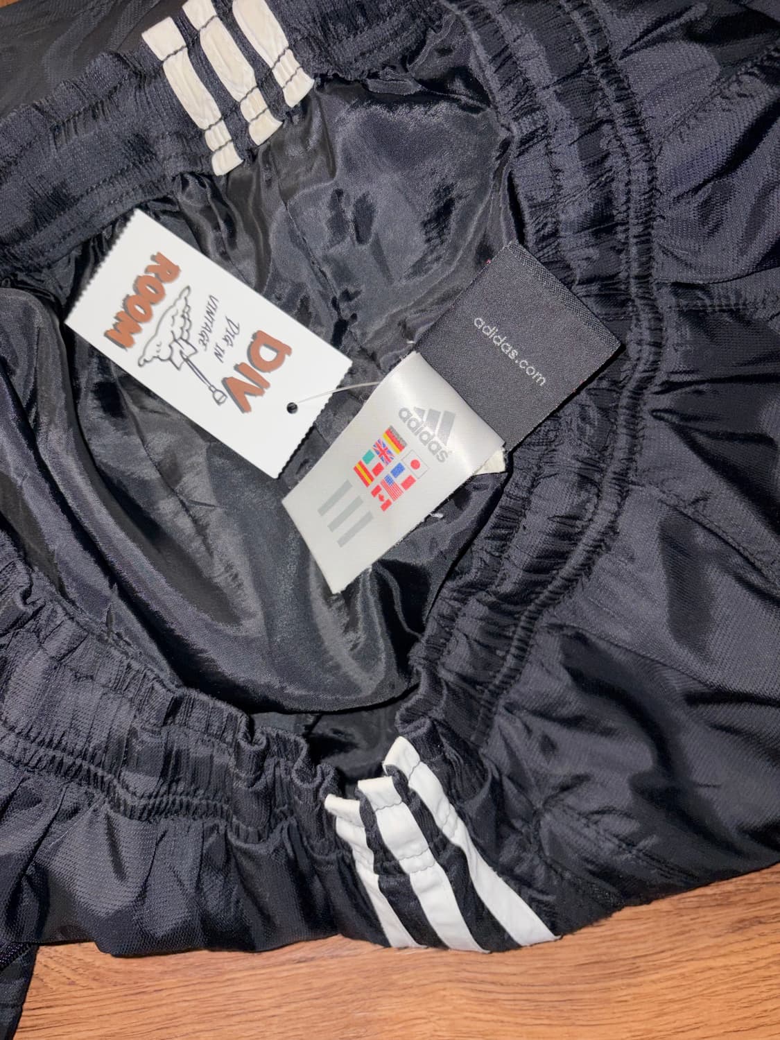 아디다스 레드로고 트랙팬츠 상품이미지9