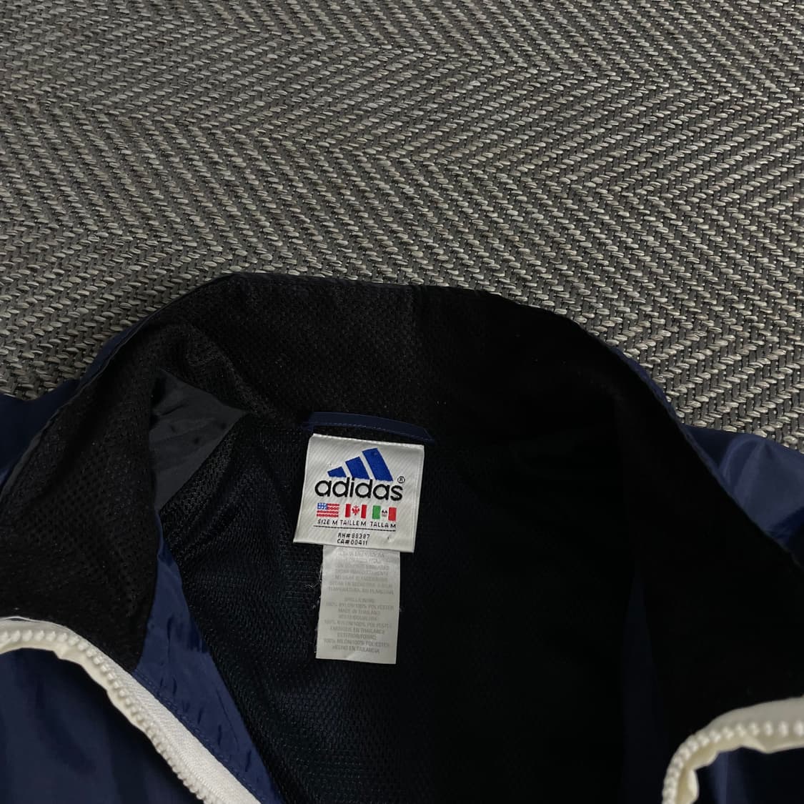 00s 아디다스 올드스쿨 디테일 박시핏 바람막이y 3875 상품이미지6