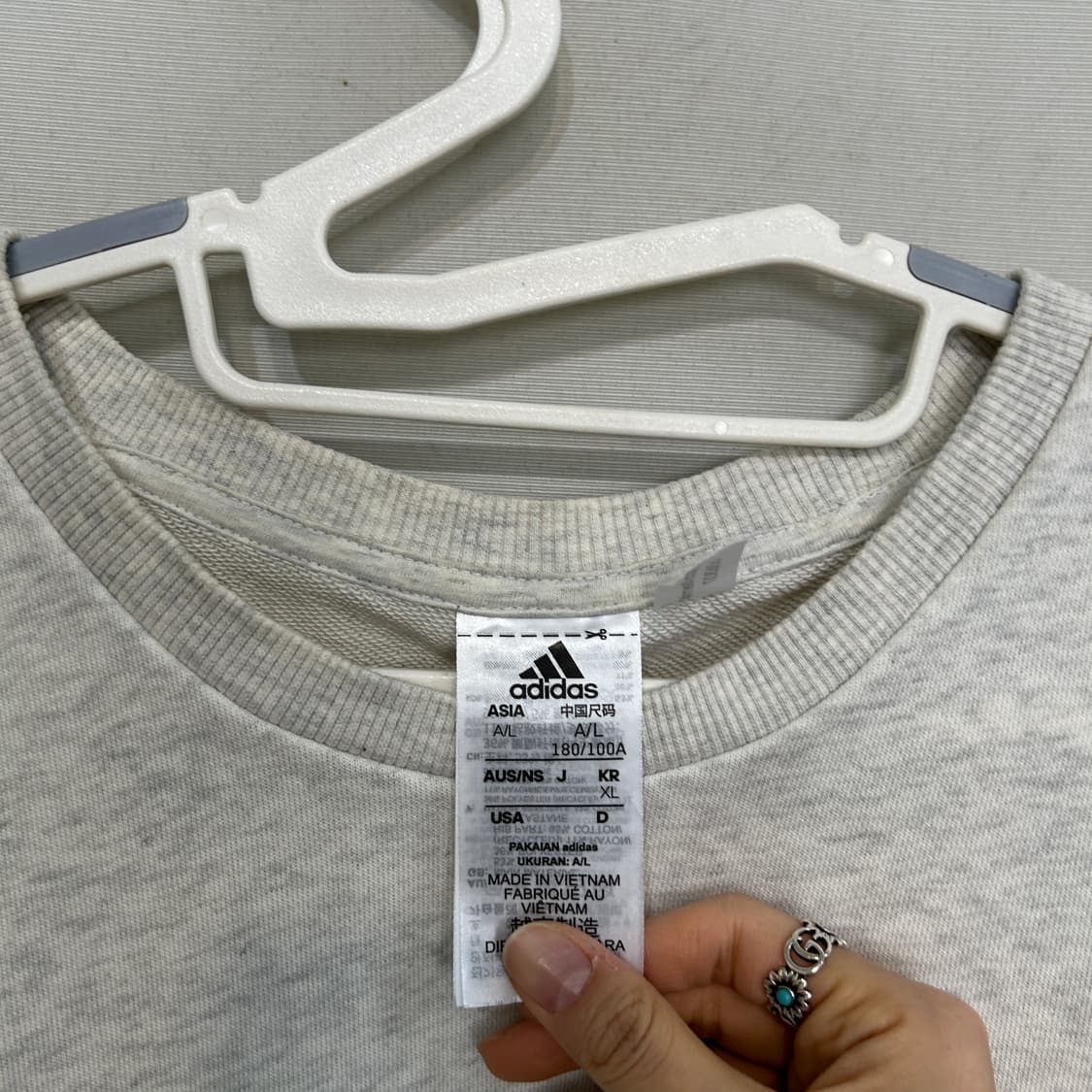 아디다스 멜란지그레이 맨투맨 105 상품이미지2