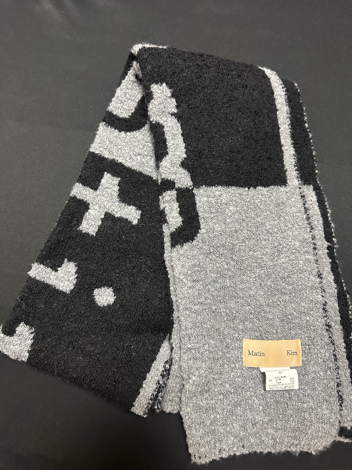 마뗑킴 로고 체크보드 머플러  상품이미지2