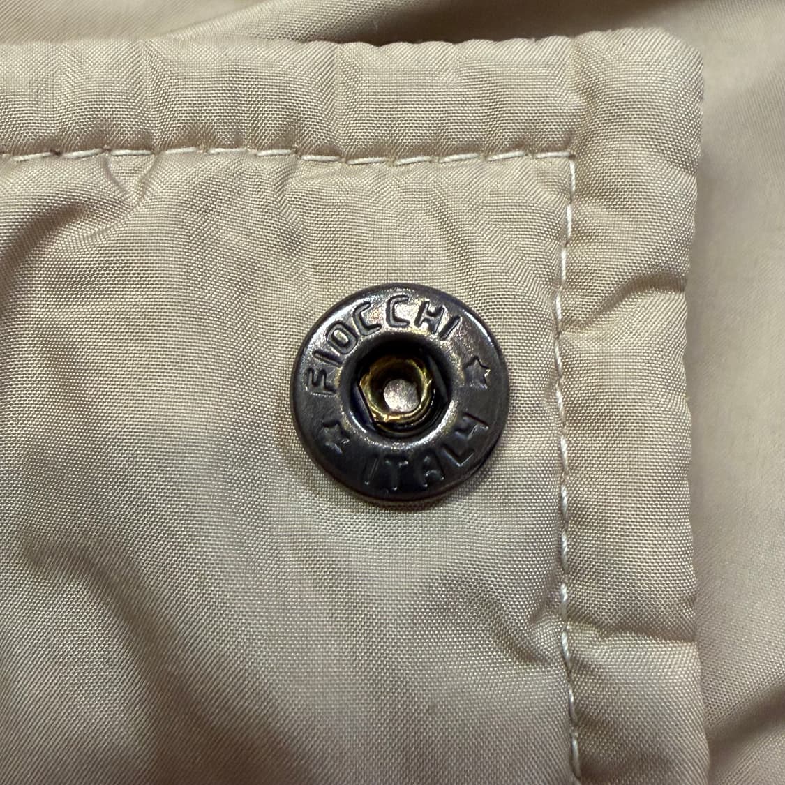 버버리 패디드 후드 포켓 필드 자켓  상품이미지9