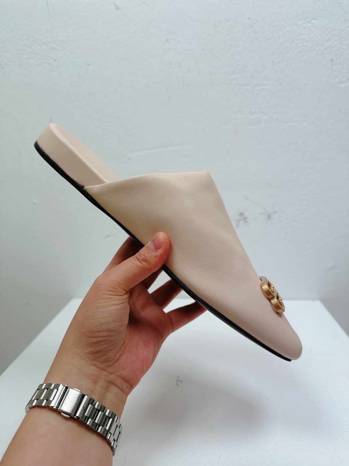 (정품/새상품) BALENCIAGA 발렌시아가 여성 샌드 코지 레더 뮬 상품이미지8