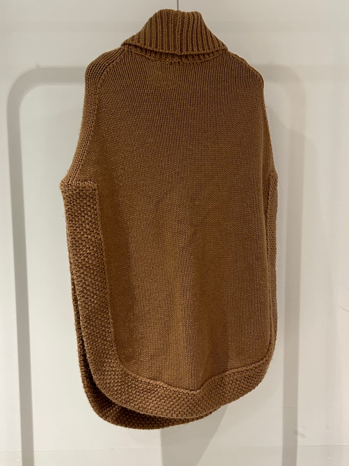 Gucci Sleeveless Turtleneck Sweater Vest 상품이미지4